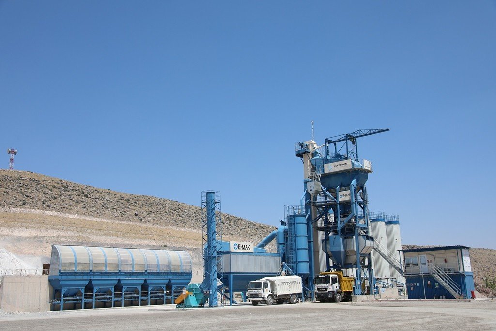 Başkan Çolakbayrakdar; “Yerli ve milli üretimle ekonomiye büyük katkı sağlıyoruz”