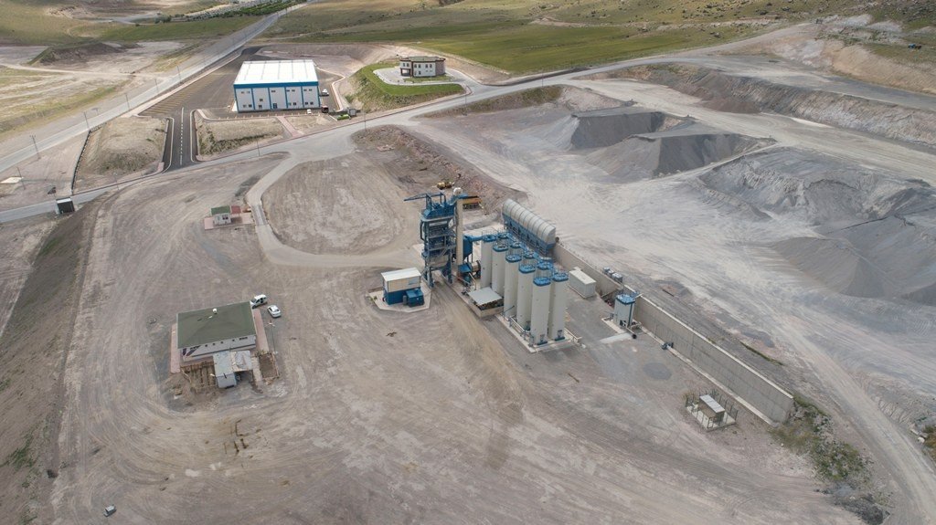 Başkan Çolakbayrakdar; “Yerli ve milli üretimle ekonomiye büyük katkı sağlıyoruz”