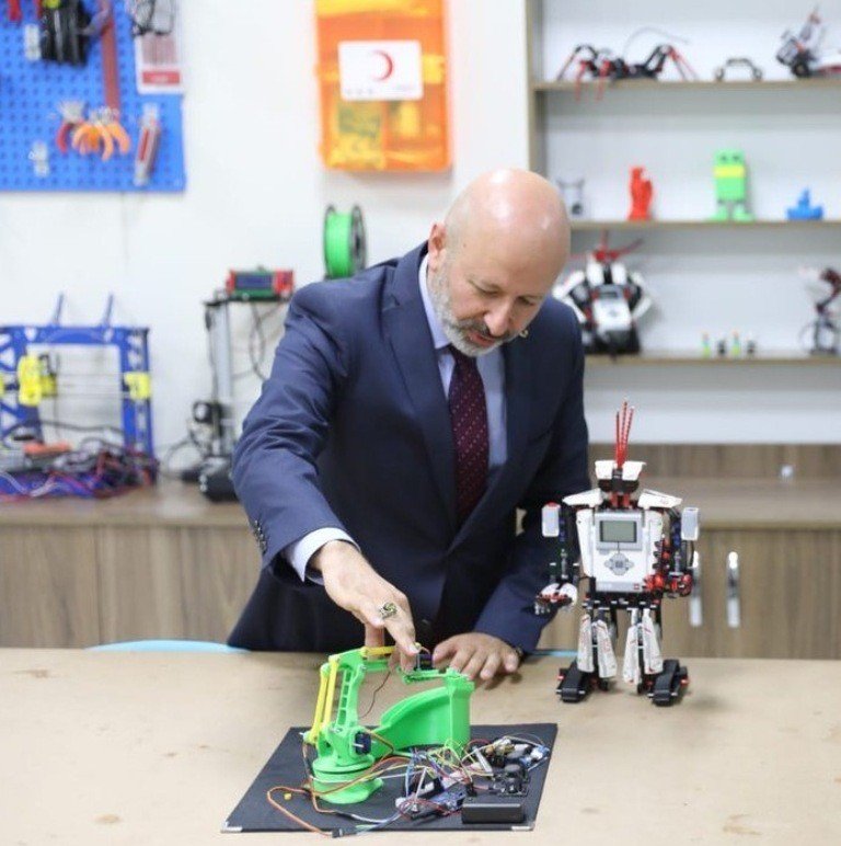 Başkan Çolakbayrakdar; “Yerli ve milli üretimle ekonomiye büyük katkı sağlıyoruz”