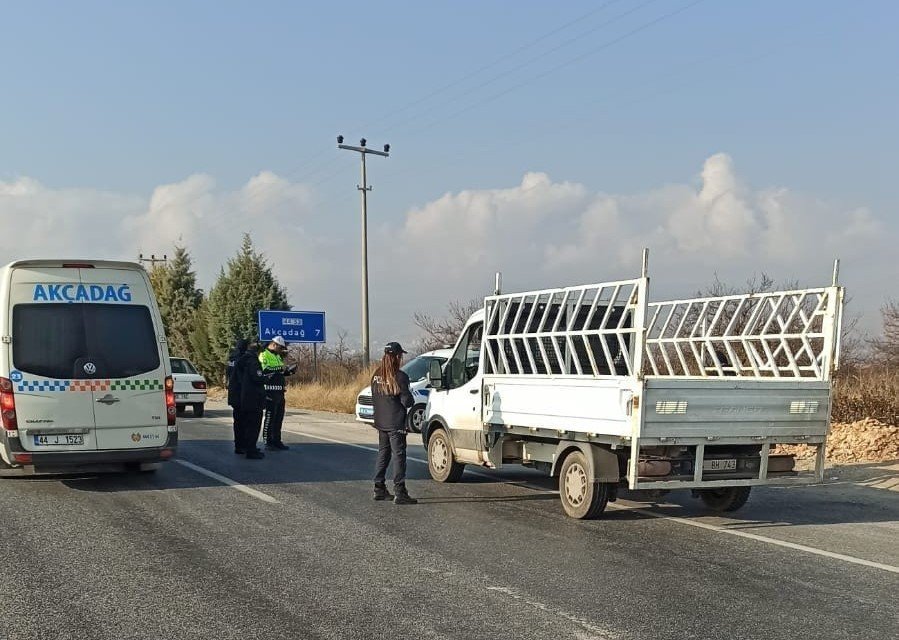 Akçadağ’da polis dolandırıcılara karşı uyardı