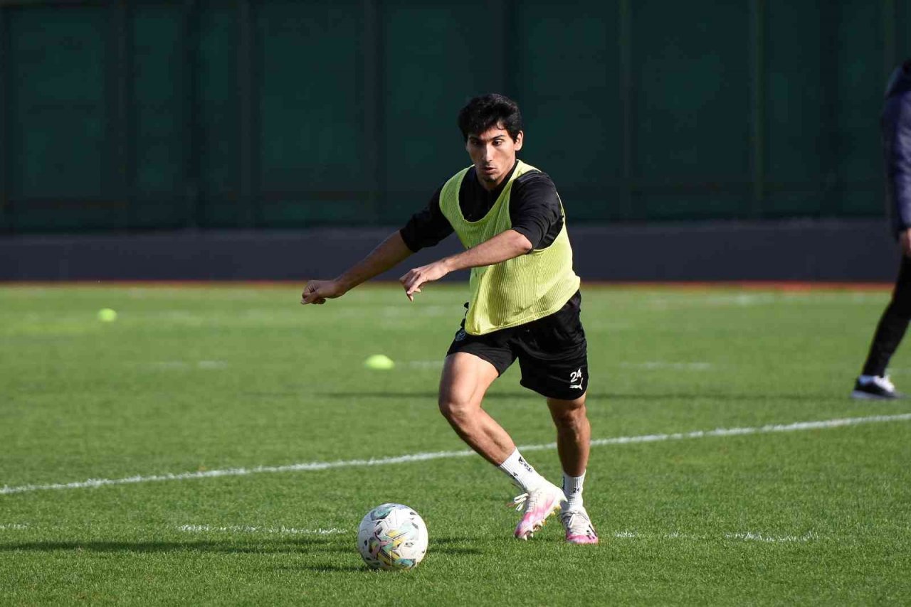 Manisa FK, Tuzlaspor hazırlıklarına devam ediyor