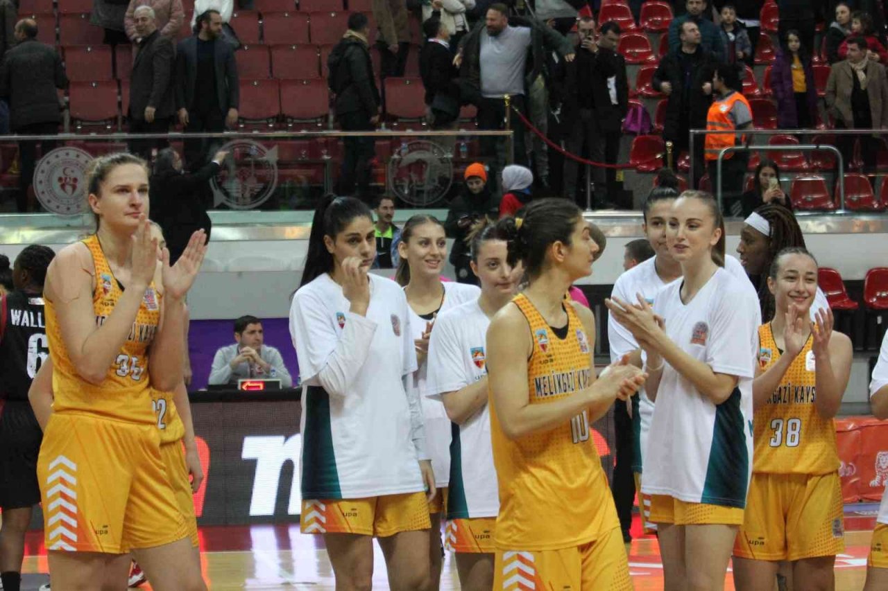 Melikgazi Kayseri Basketbol 4. galibiyetini aldı