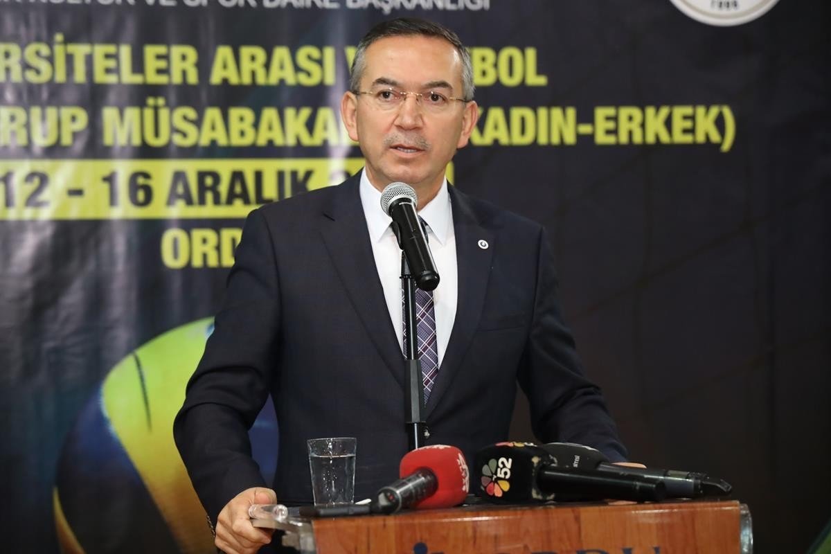 Ordu’da, üniversiteler arası voleybol müsabakaları başladı