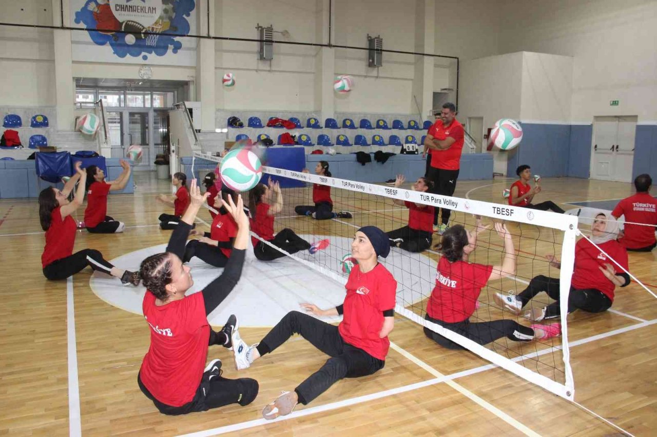 Oturarak Voleybol Kadın A Milli Takımı, Karaman kampını tamamladı