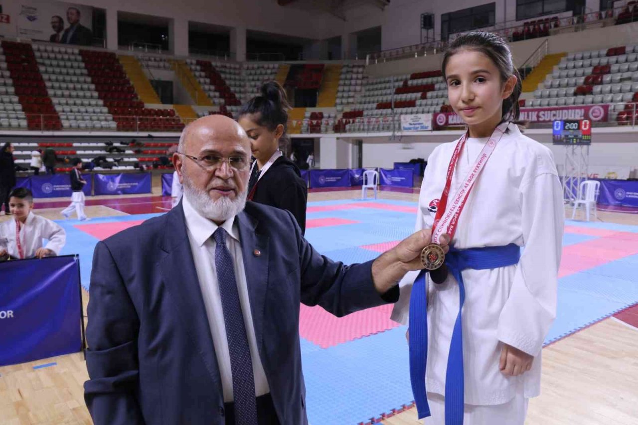 Sivas’ta karate coşkusu yaşandı