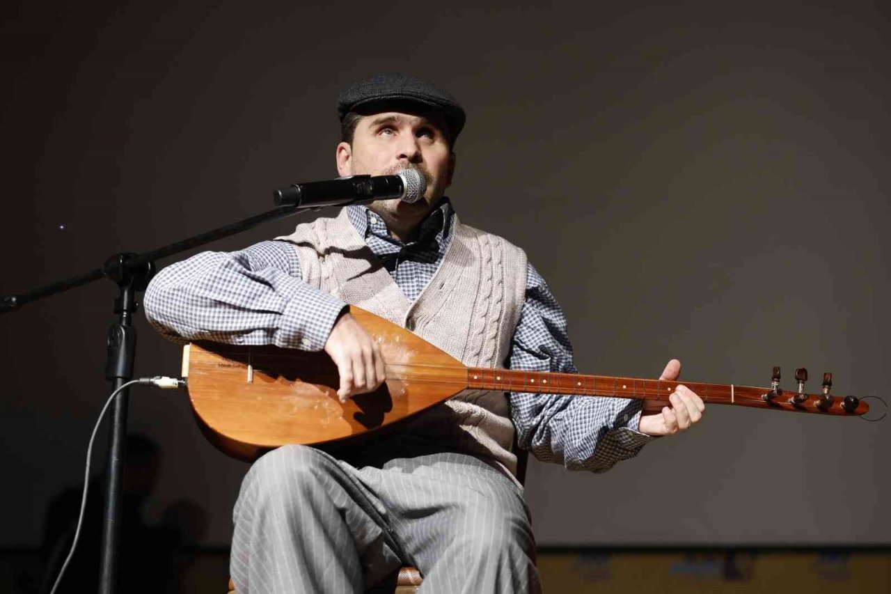 Sultangazi’de Aşık Veysel Müzikali