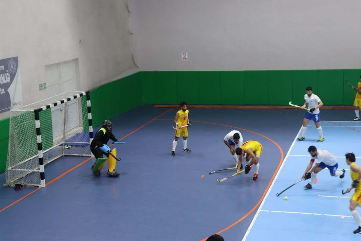 Süper Ligde mücadele etmek için ter döktüler