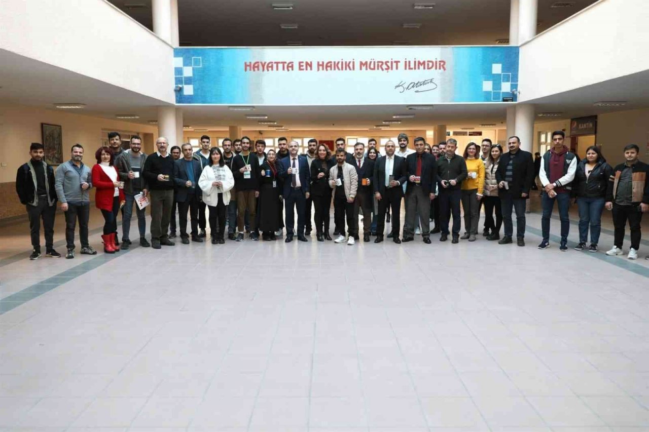 Karton bardak kullanmayan öğrenciler içeceklerini indirimli alacak