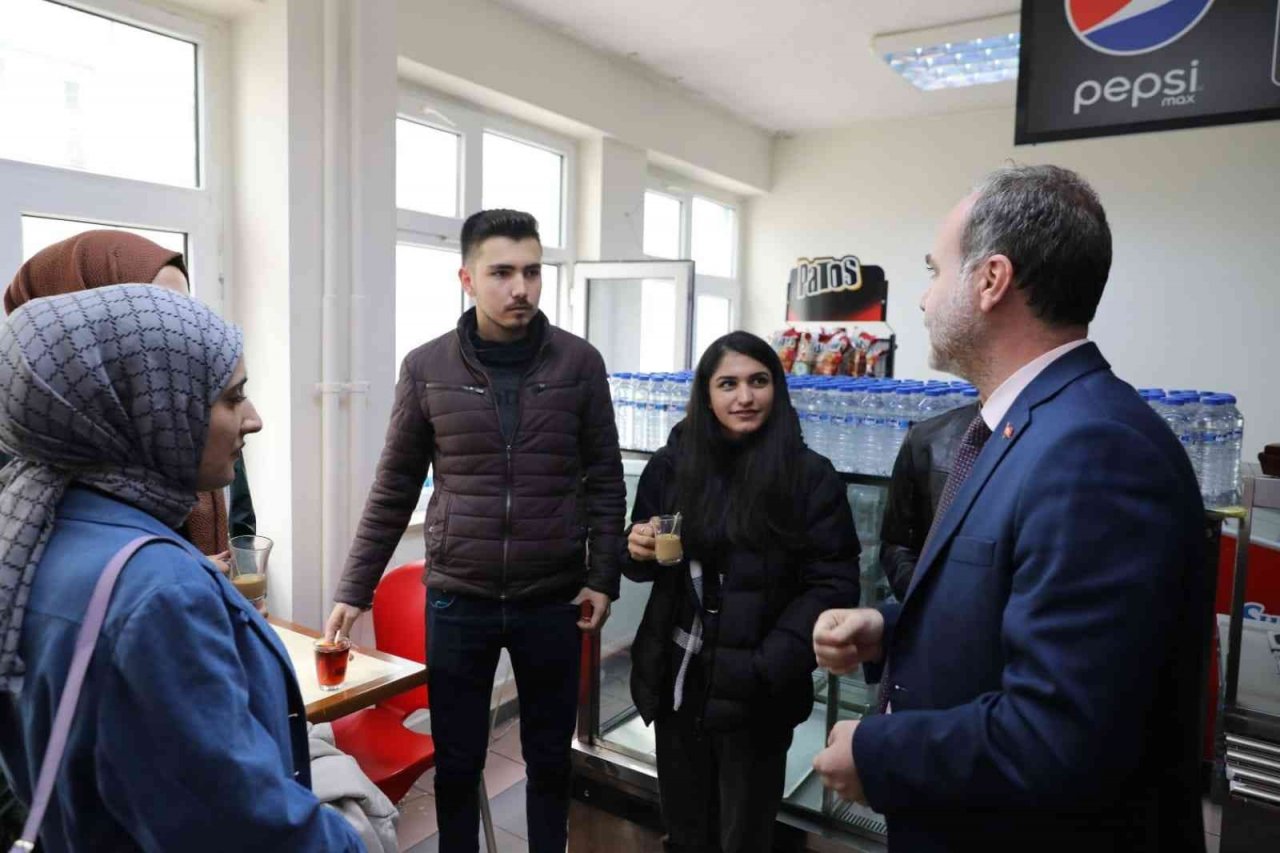 Karton bardak kullanmayan öğrenciler içeceklerini indirimli alacak