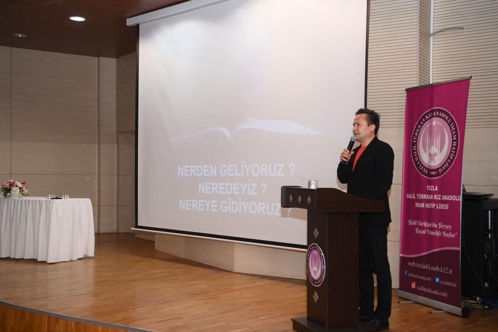 Tuzla Belediye Başkanı Dr. Şadi Yazıcı: “Dijital okuryazarlığı artırmak için bilişim sınıfı kuruyoruz”