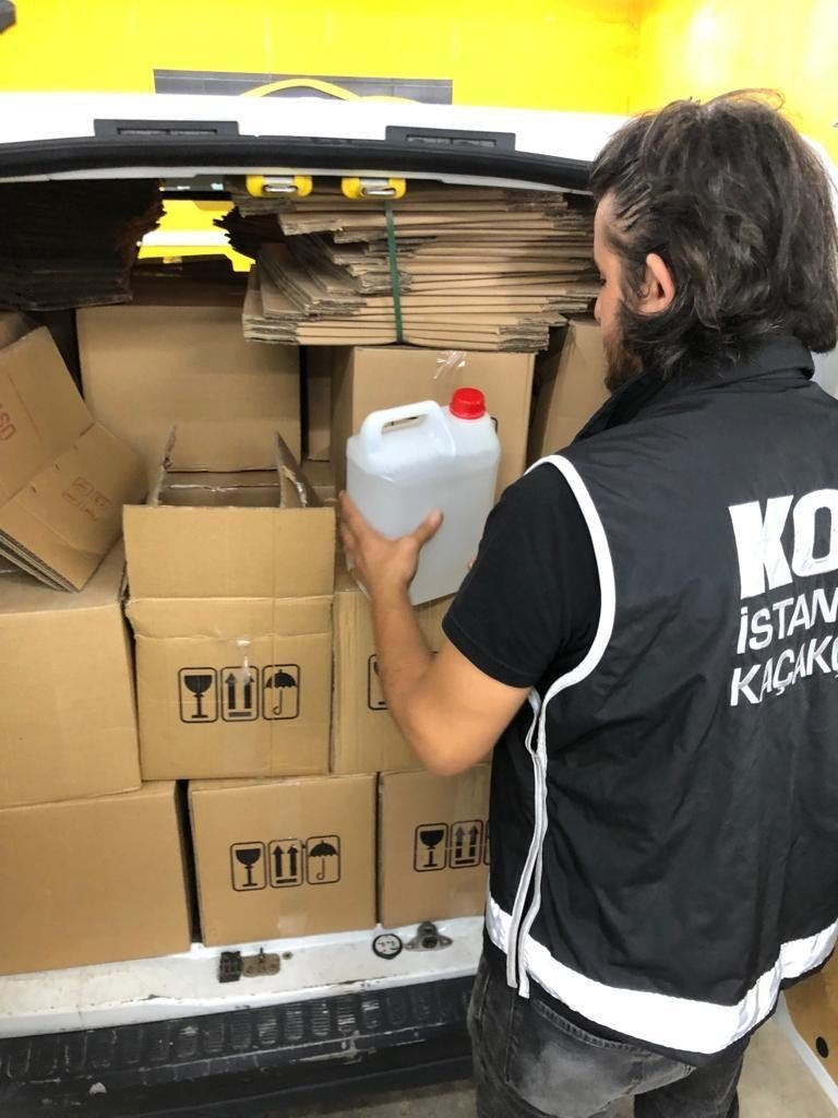 İstanbul merkezli 6 ilde sahte alkol operasyonu: 18 gözaltı