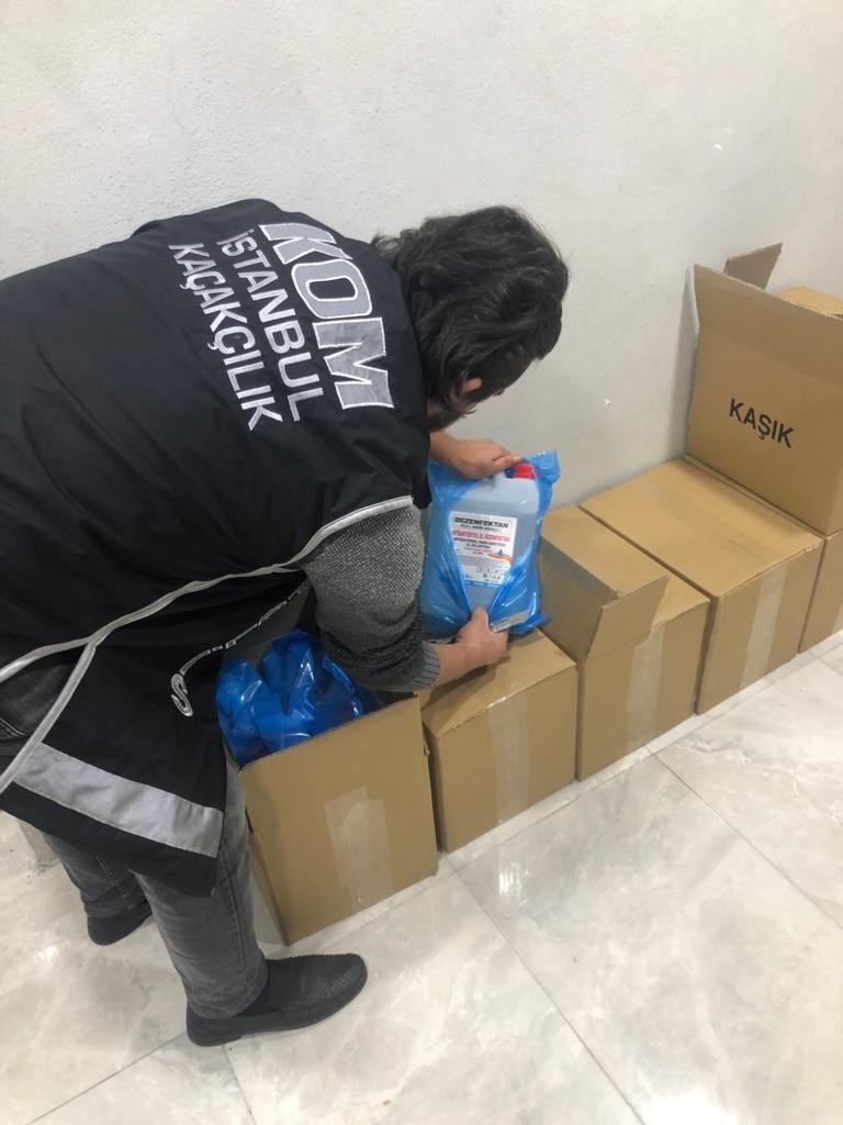 İstanbul merkezli 6 ilde sahte alkol operasyonu: 18 gözaltı