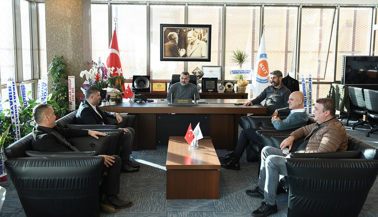 ATSO heyeti afet bölgesinde