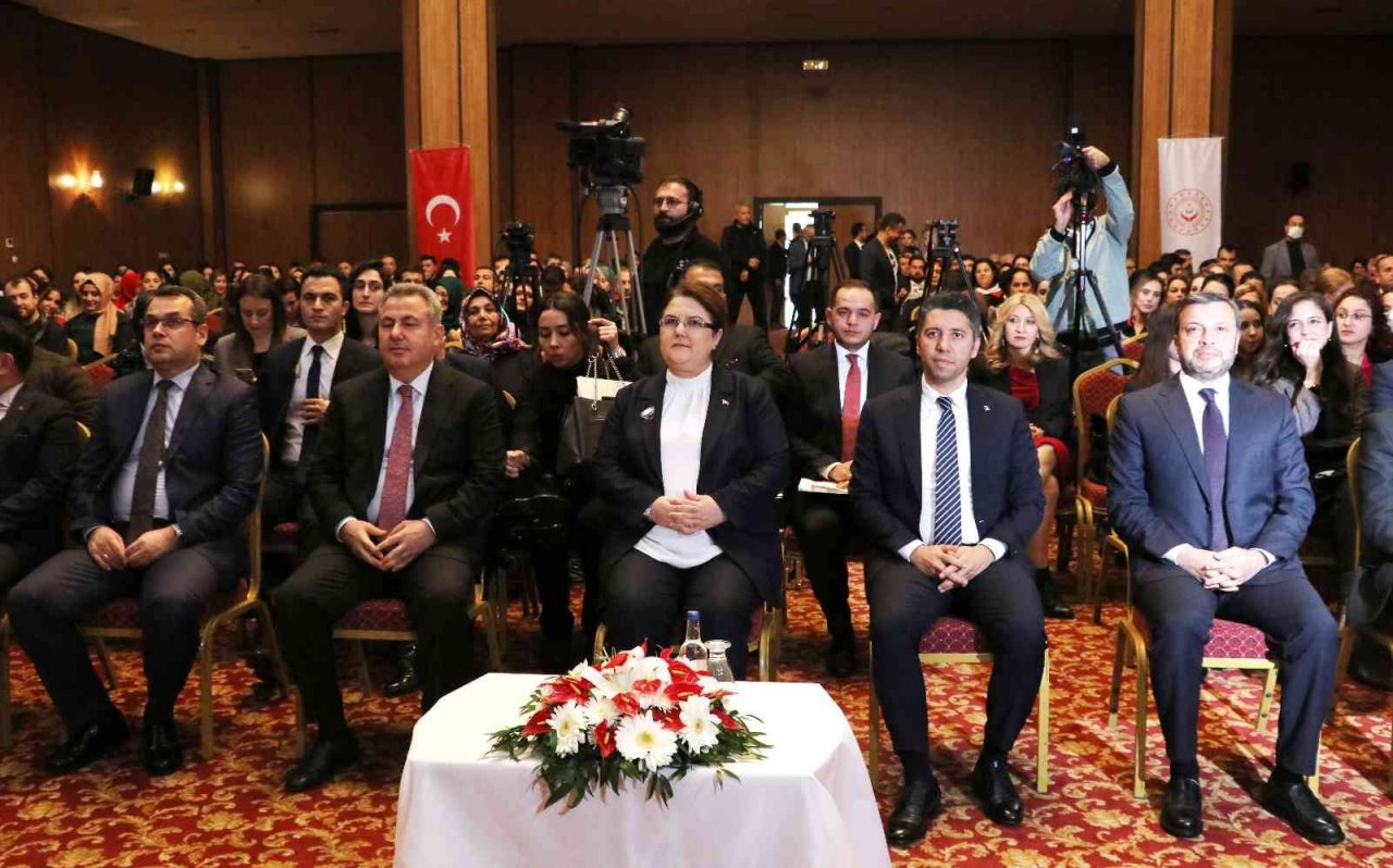 Bakan Yanık: "Türkiye sosyal hizmetlerde dünyada çok önemli seviye yakaladı"