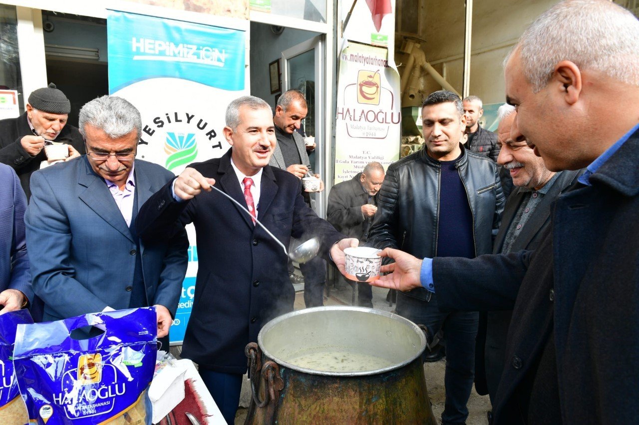 Yeşilyurt’ta coğrafi işaret tescil belgeleri esnaflarla buluşturuluyor