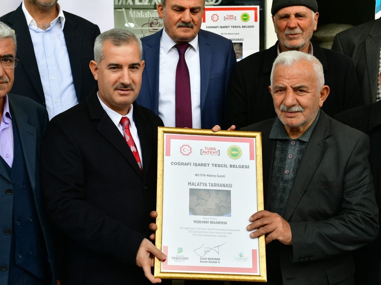 Yeşilyurt’ta coğrafi işaret tescil belgeleri esnaflarla buluşturuluyor