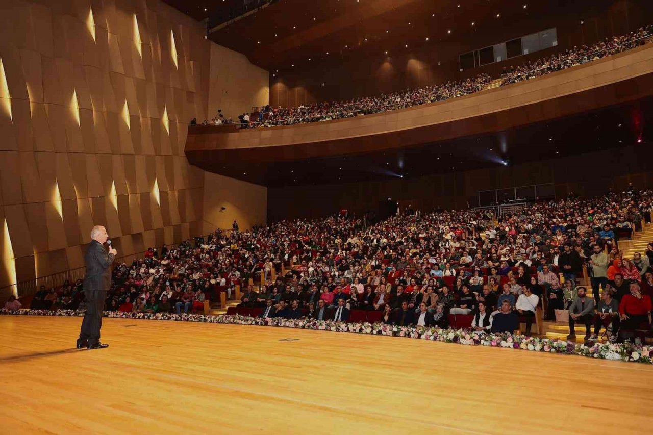 Denizli’de ’Türk Dünyası ve Lider Ülke Türkiye’ konferansı düzenlenecek