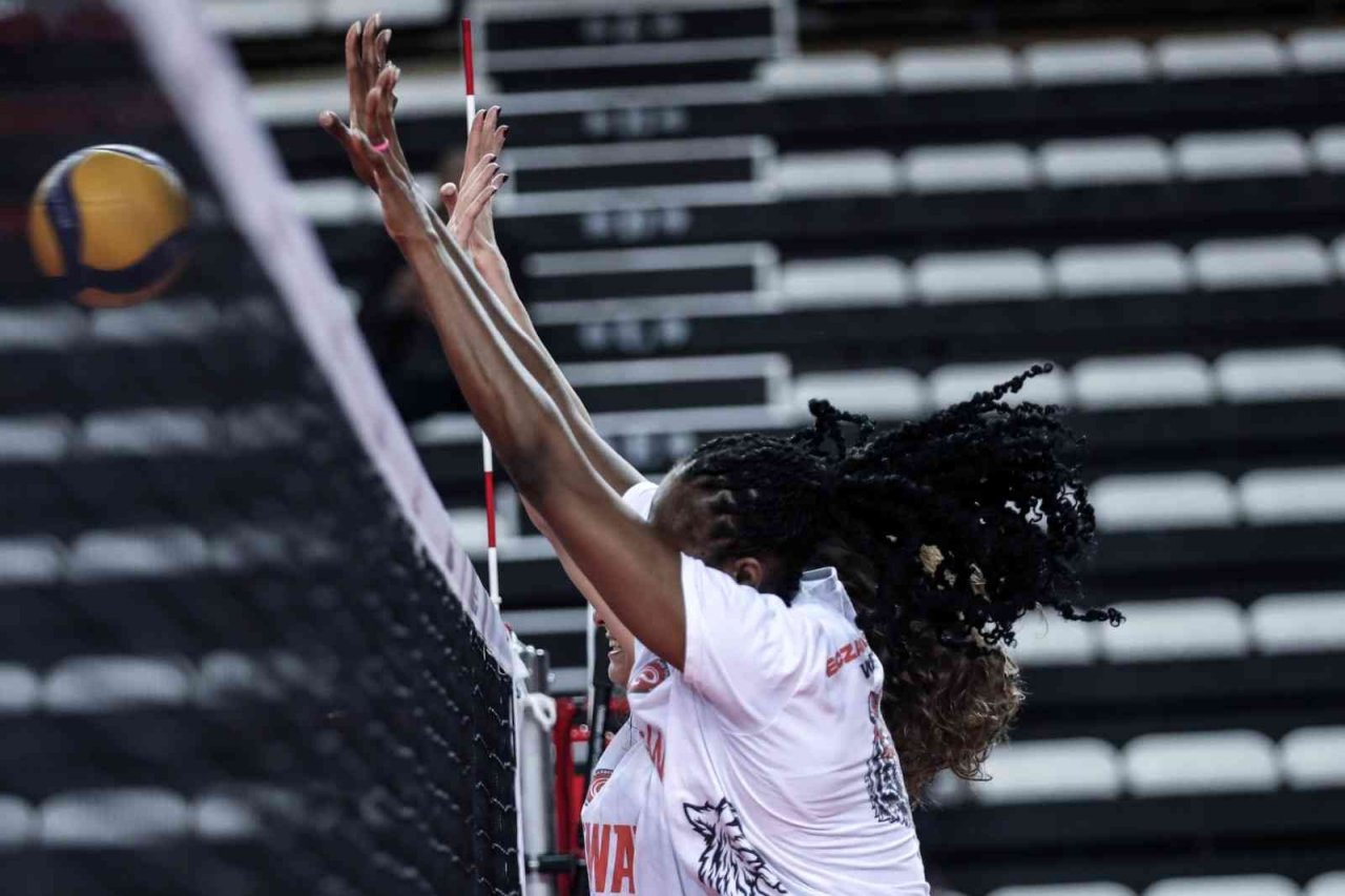 Eczacıbaşı Dynavit, FIVB Kulüpler Dünya Şampiyonası için Antalya’da