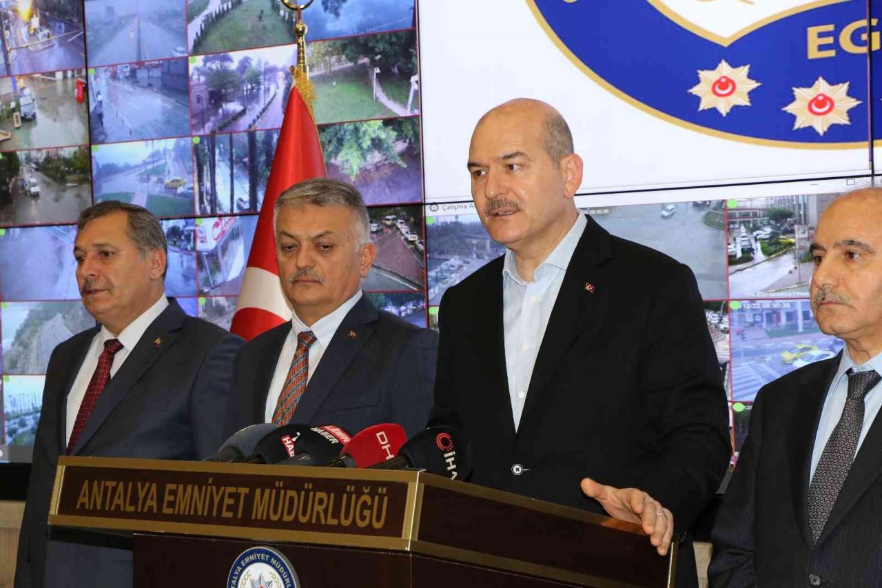 Bakan Soylu, "Bu daha bir başlangıçtır" diyerek operasyonun detaylarını açıkladı