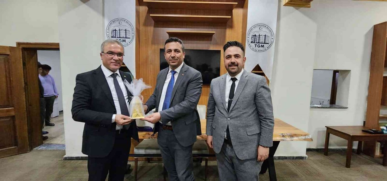 ’Kariyer Günleri’ne Milli eğitim Müdürü Konuk Oldu