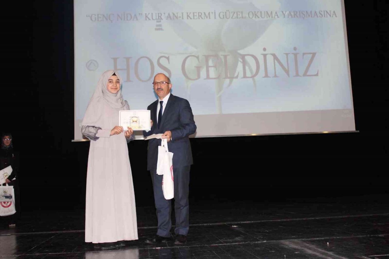 Kur’an-ı Kerim’i güzel okumak için yarıştılar