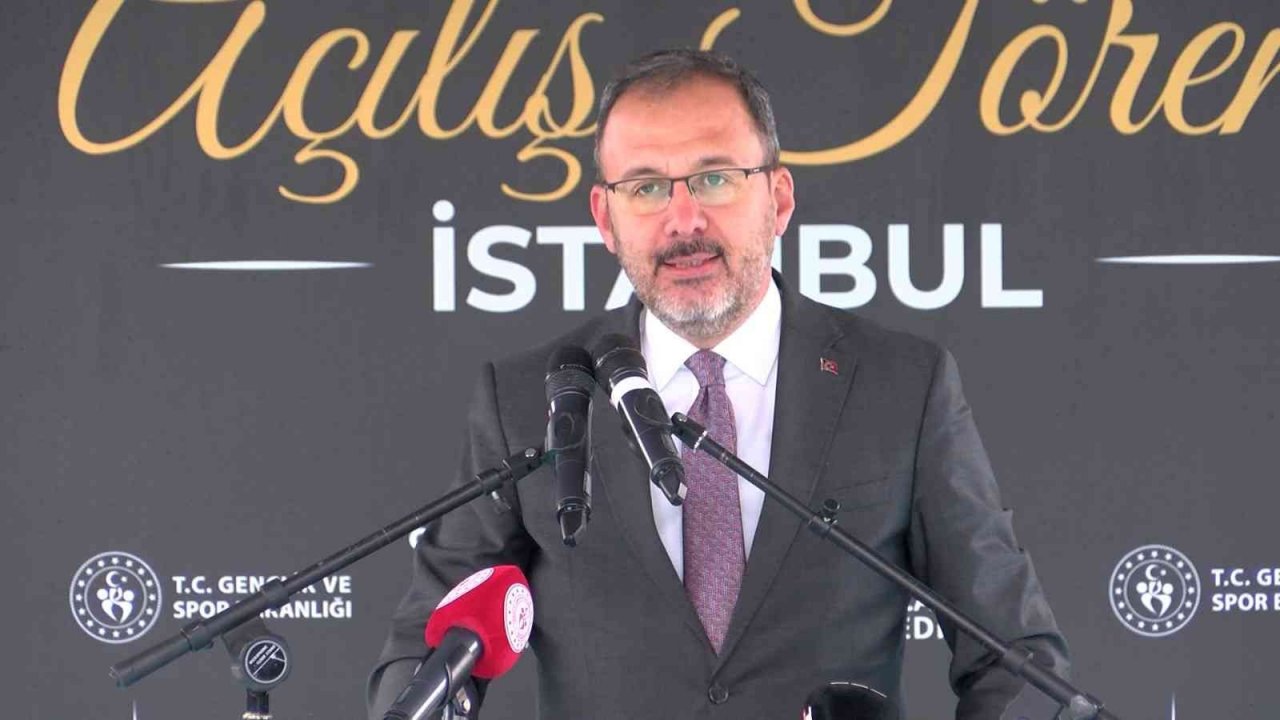 Bakan Kasapoğlu: “Türkiye, Cumhur İttifakı’ndan yana olan tavrını sandıkları patlatarak en güzel şekilde tüm dünyaya haykıracak”