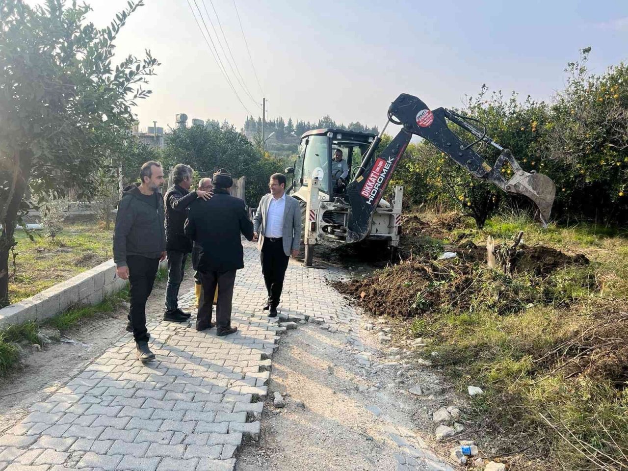 Başkan Eryılmaz: “Stratejik öneme sahip yolu yeni görünümüne kavuşturmuş olacağız”