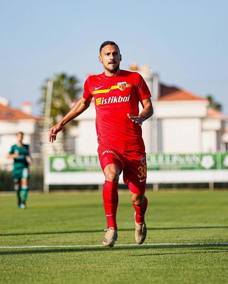 Kayserispor, 2 futbolcu ile sözleşme uzatacak