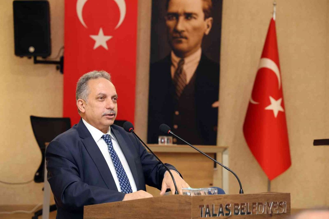 Başkan Yalçın: “Kurumsallaşmış bir belediye olarak personelimizle gurur duyuyorum”