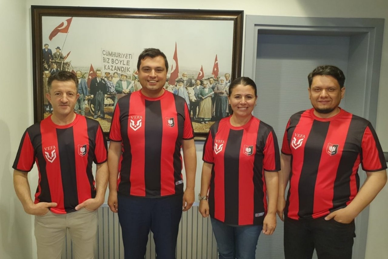 Başkan Çakın; “Türkiye’nin ilk sıfır atık sertifikalı stadının Uşak’a yapılmasını istiyoruz”