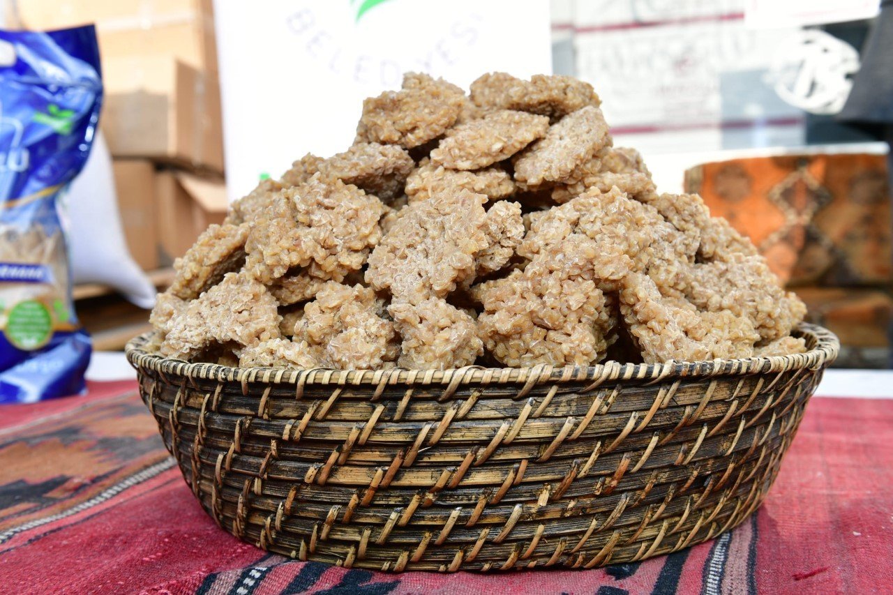 Yeşilyurt’ta coğrafi işaret tescil belgeleri esnaflarla buluşturuluyor