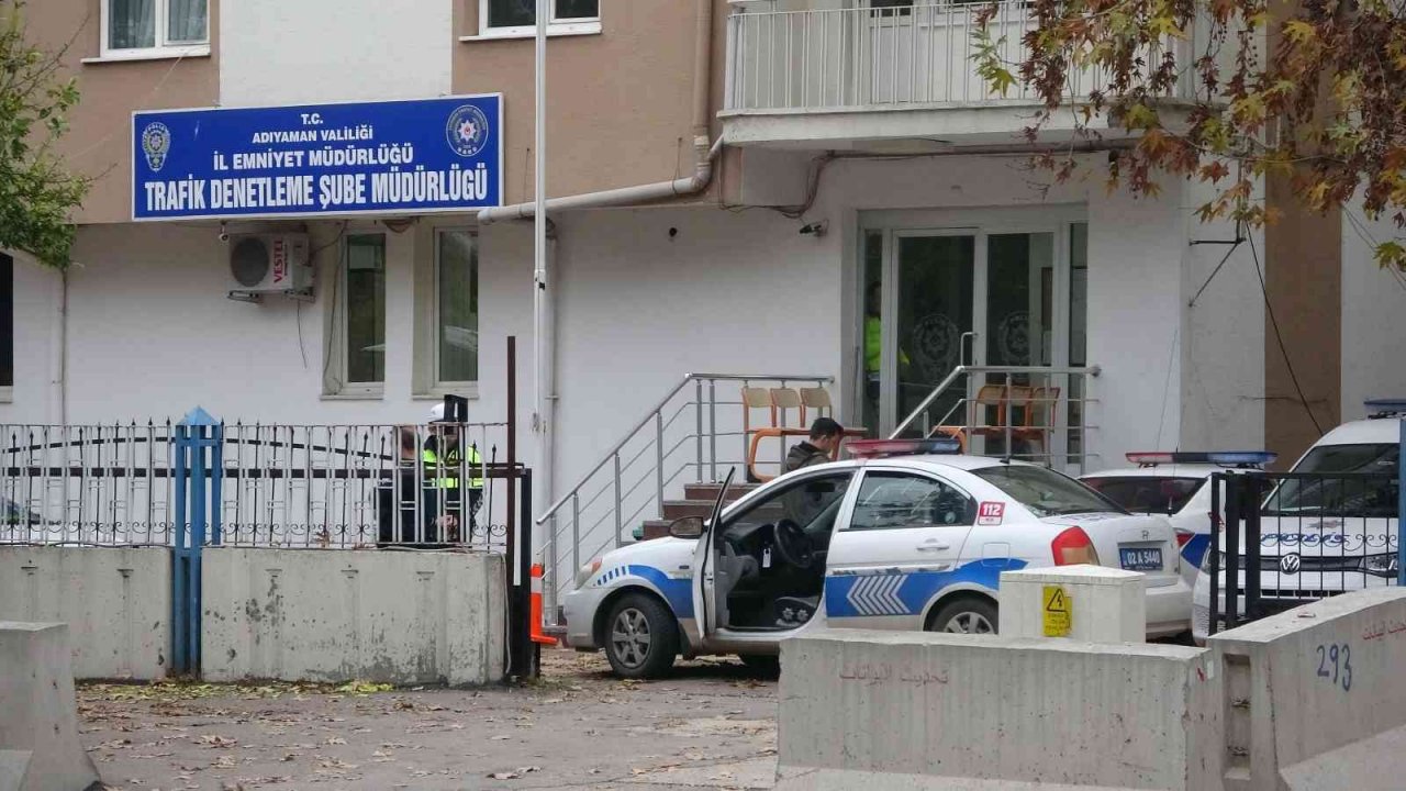 Polis merkezi yakınında şüpheli valiz paniği