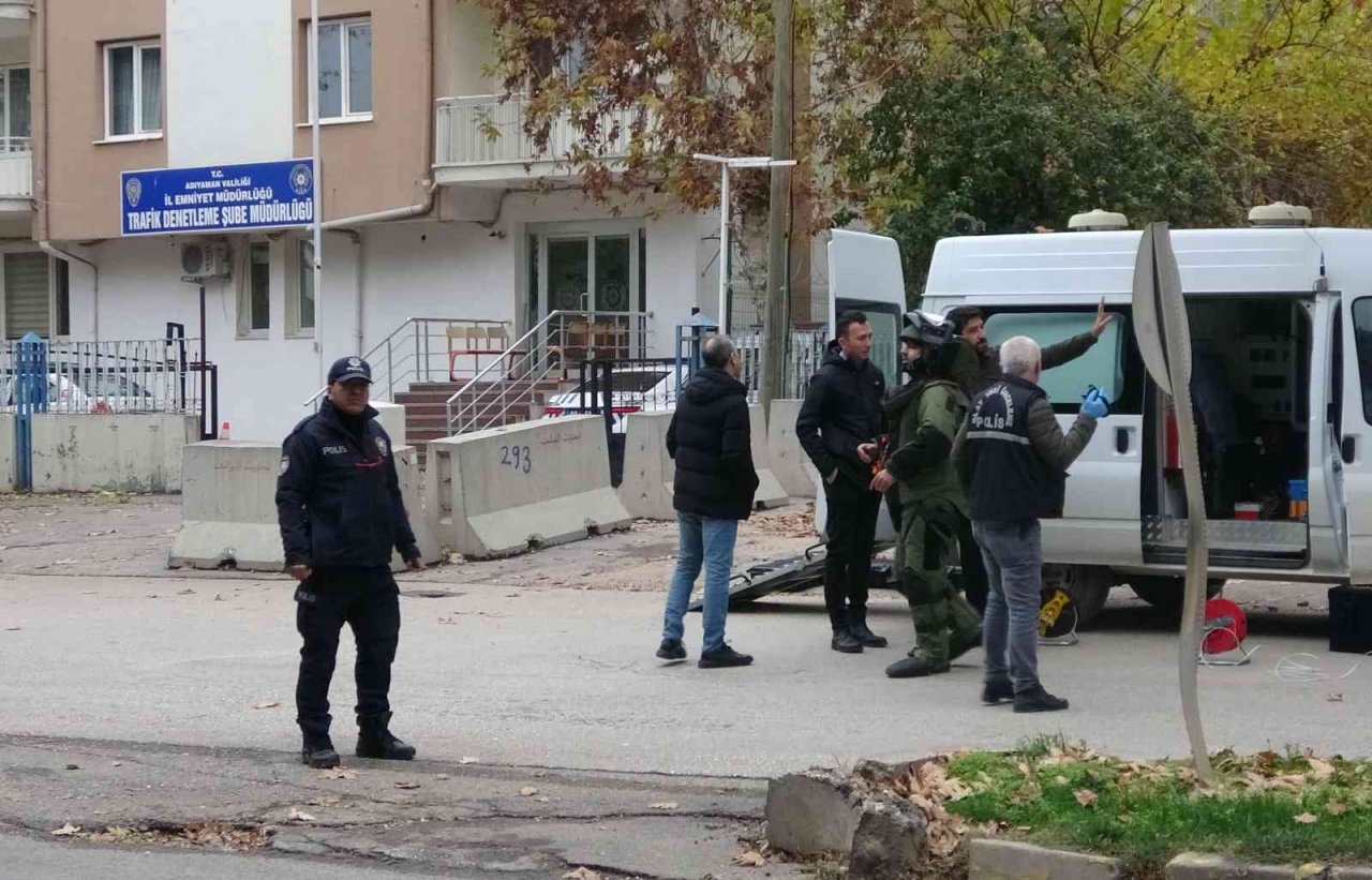 Polis merkezi yakınında şüpheli valiz paniği