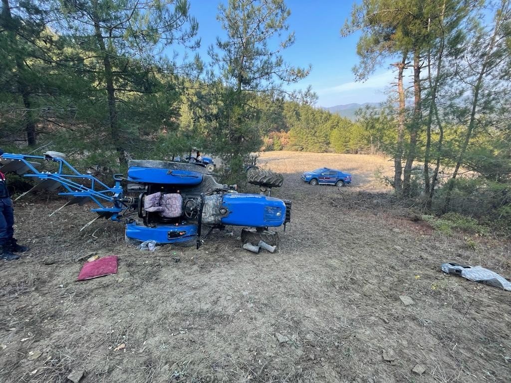 Bilecik’te yaşanan traktör kazasında ROPS demiri hayat kurtardı