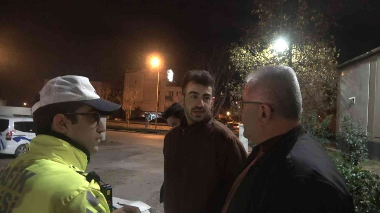 Her gelen alkollü çıktı...Trafik polisine yakalanan babasını kurtarmak için geldi o da alkollü çıktı