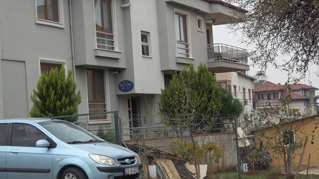 Edebiyat öğretmeninin sır ölümü