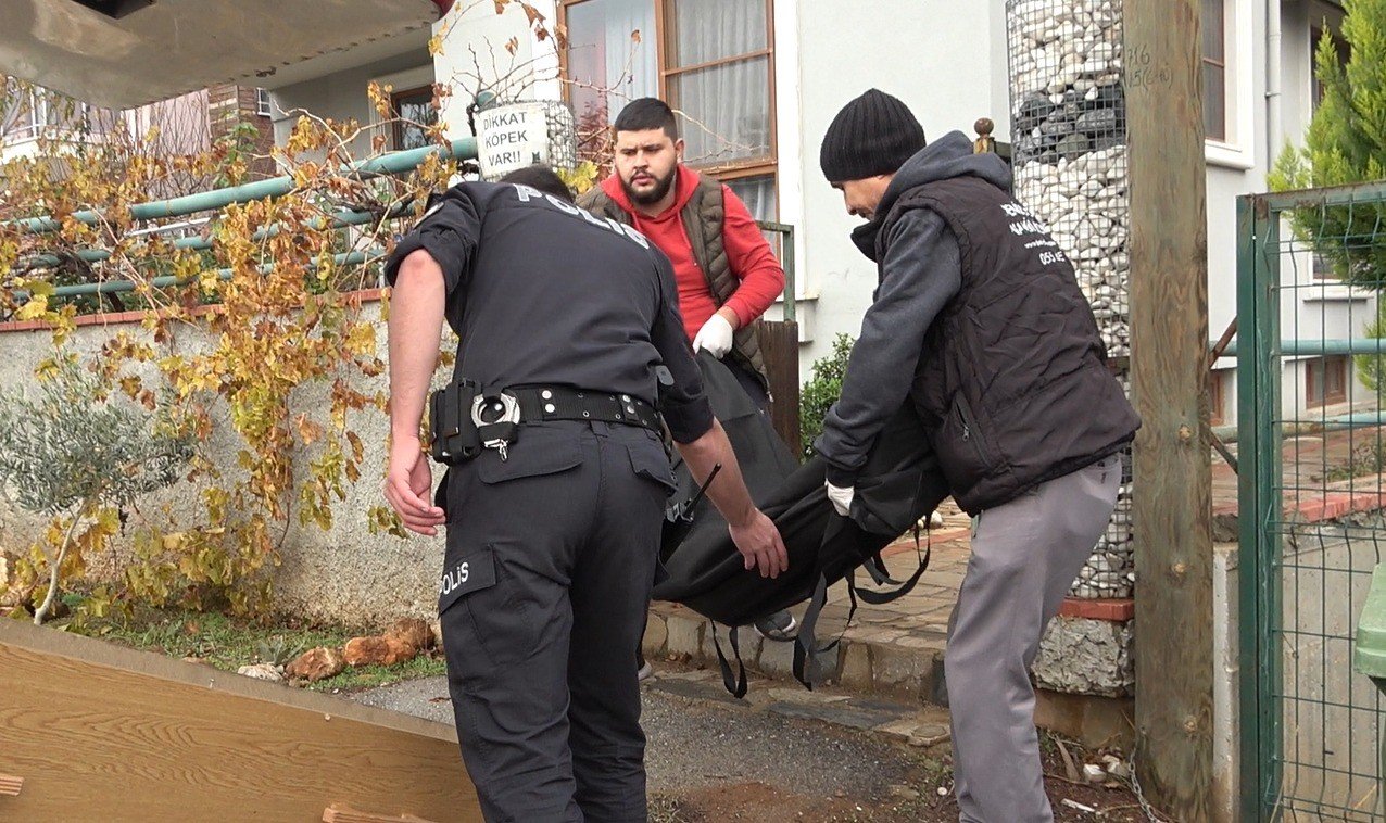 Edebiyat öğretmeninin sır ölümü