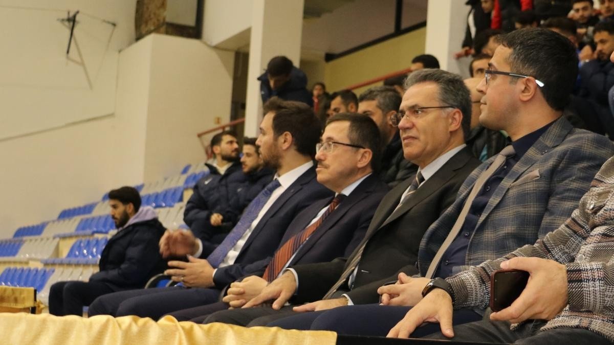 Öğrencilerde ÜNİLİG Voleybol heyecanı