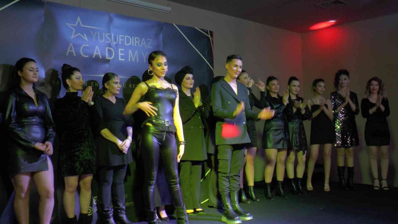 Saç ve başörtüsü tasarımı ile makyaj konusunda eğitim aldılar, 2023 trendlerini öğrendiler