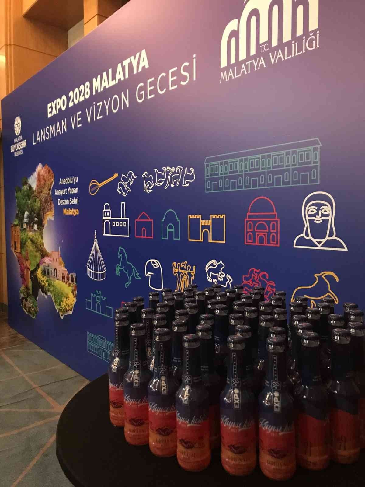 Kayısı kolada EXPO 28 için özel üretim