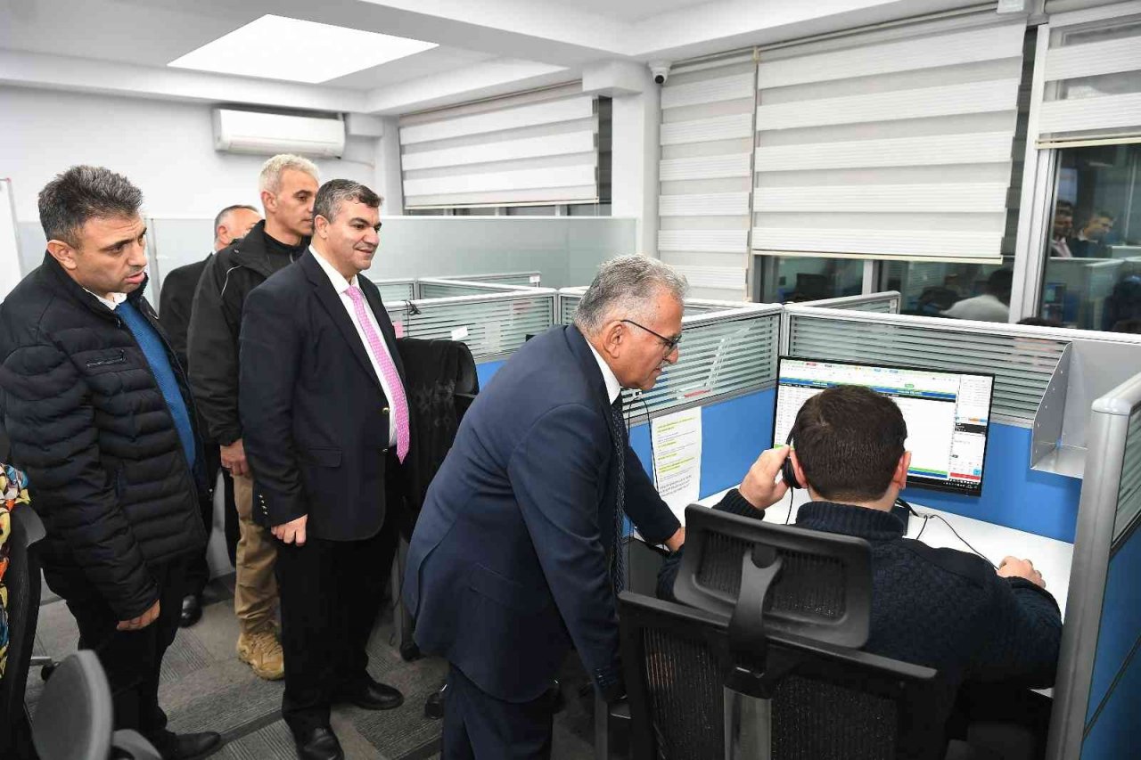 Başkan Büyükkılıç, Alo 153 ve Beyaz Masa’yı ziyaret etti