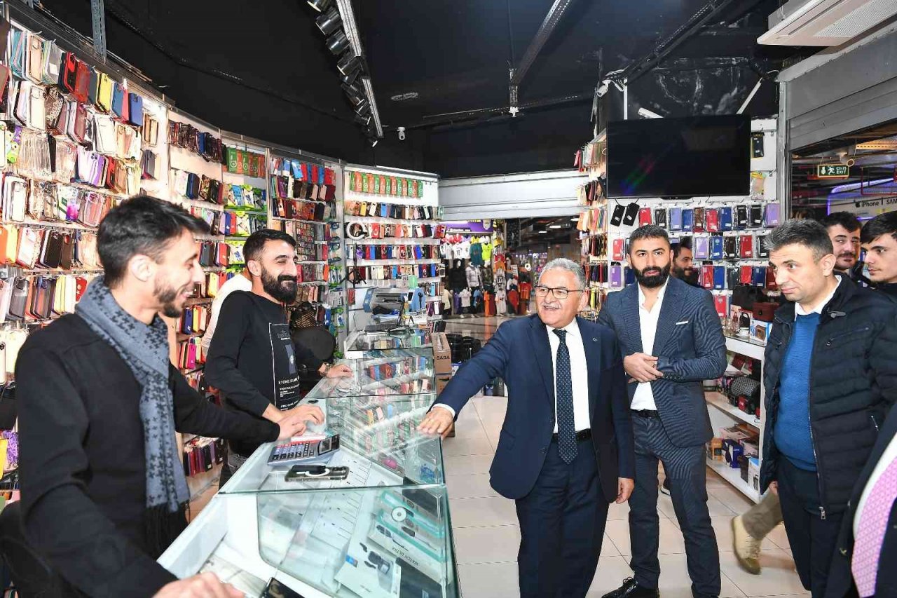 Başkan Büyükkılıç’tan esnaf ziyareti