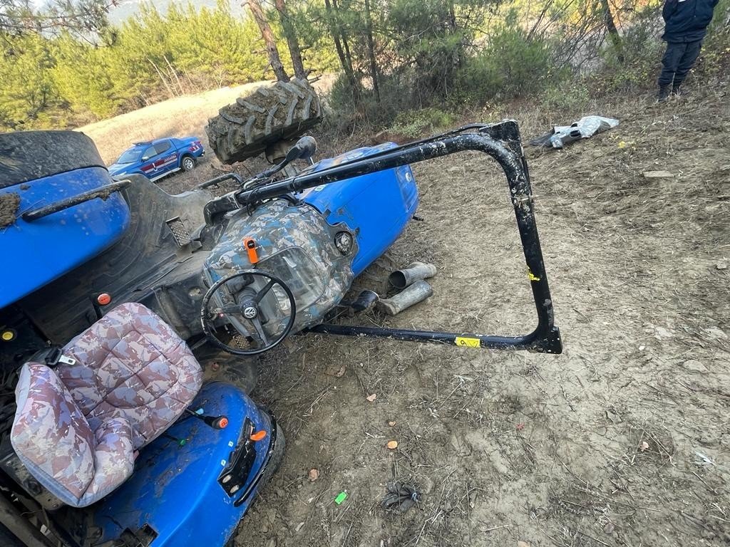 Bilecik’te yaşanan traktör kazasında ROPS demiri hayat kurtardı