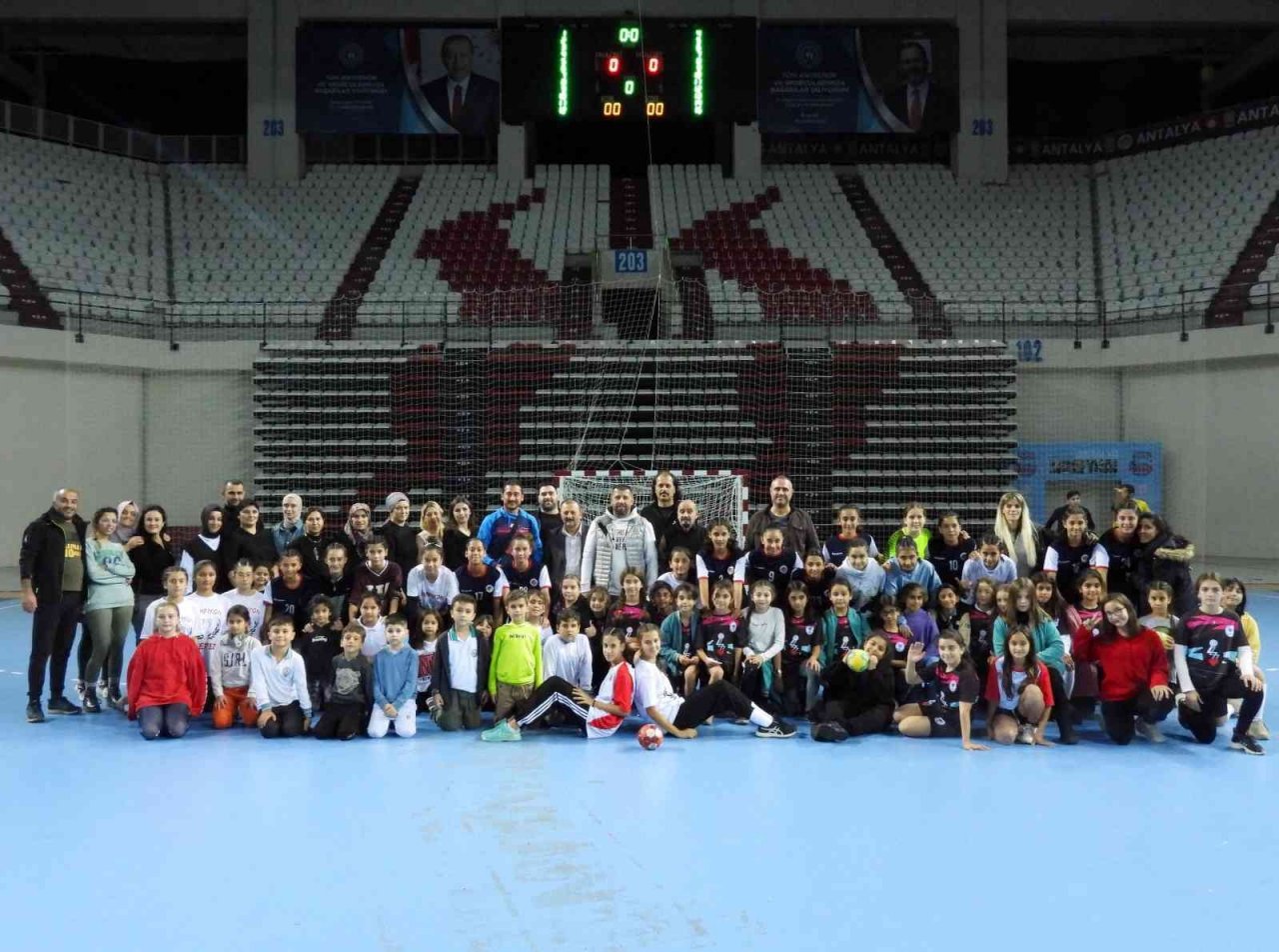 Antrenöre çifte kutlama