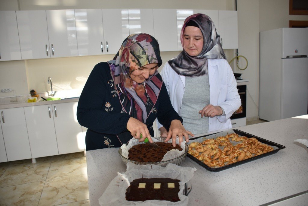 Kocasinan Belediyesi, profesyonel aşçılar yetiştiriyor