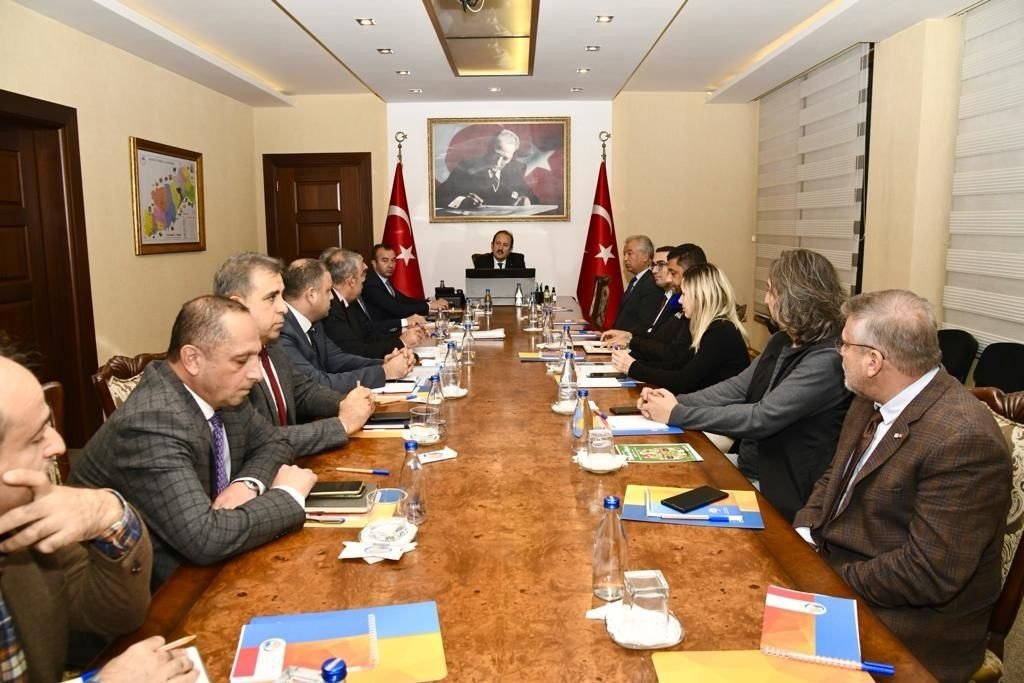 Vali Pehlivan’dan ’teyakkuzda olun’ talimatı