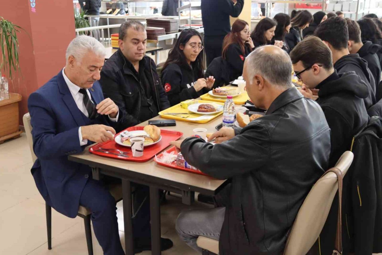 Muğla GSB yurtları lise son sınıf öğrencilerini davet ederek ağırlıyor