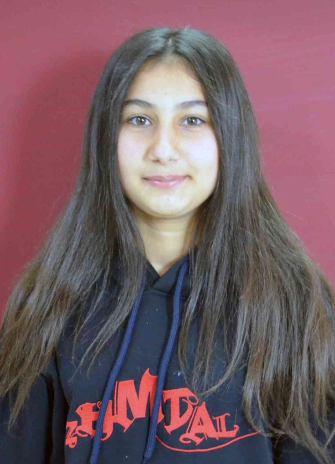 Lise öğrencisi kazada yaşamını yitirdi