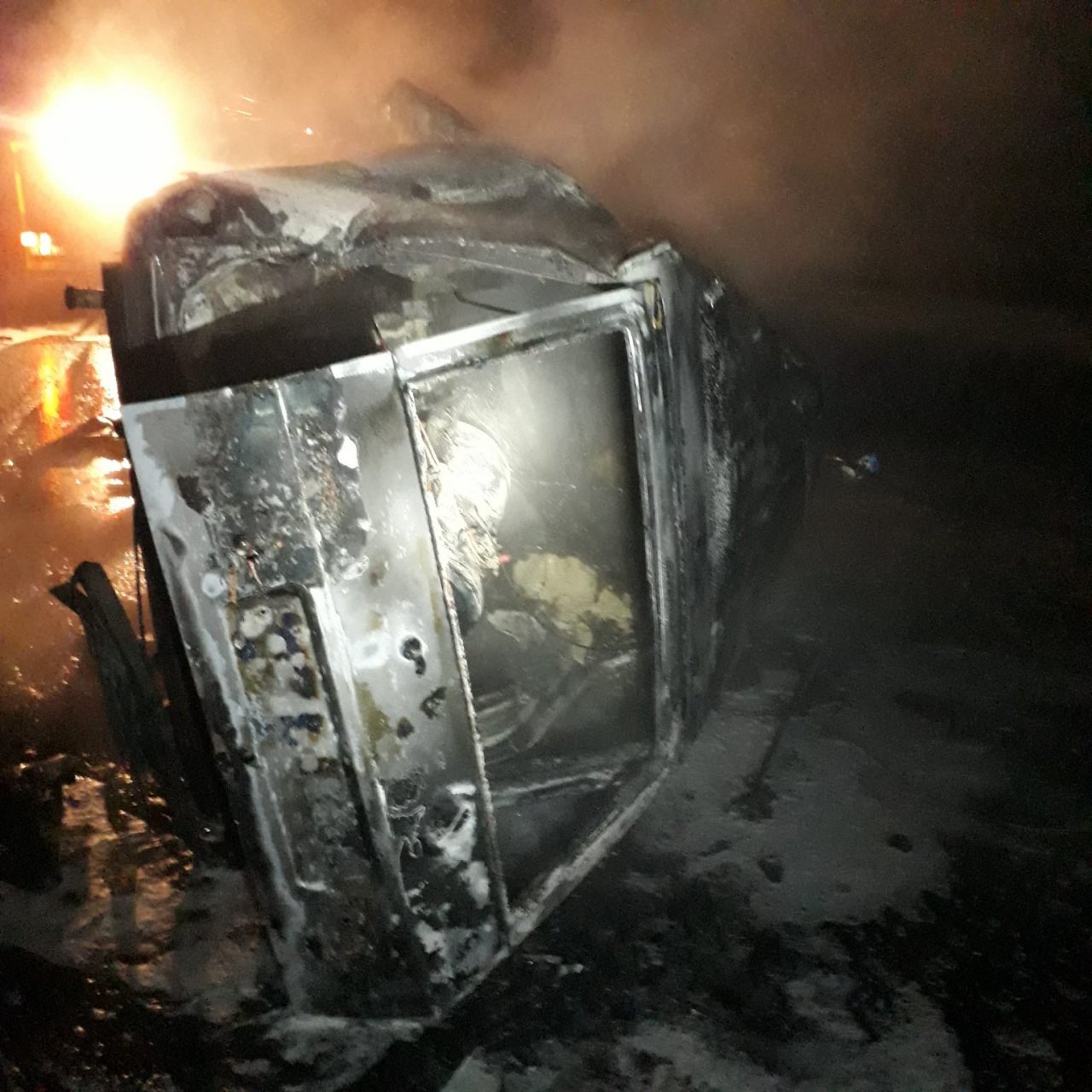 Kazada yanan araçta ölen sürücünün kimliği belli oldu