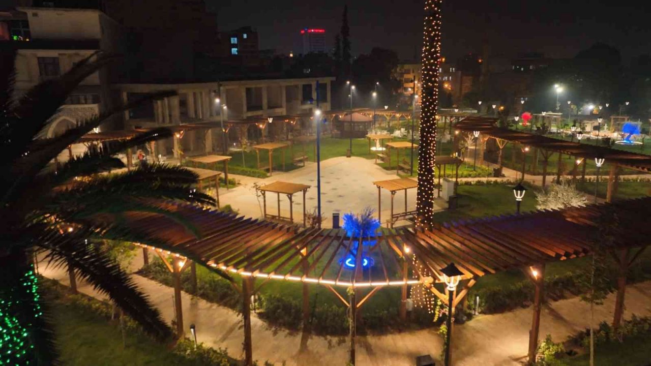 Şanlıurfa’da Kızılay Meydanı estetik görünüme kavuştu